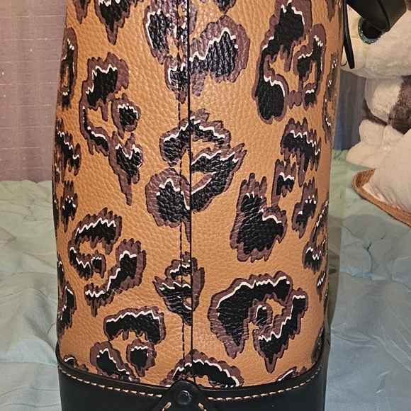 Coach 1941 Wildbeast Gotham sample tote - Picture 7 of 16